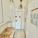 Apartman Charming Near The Harbour