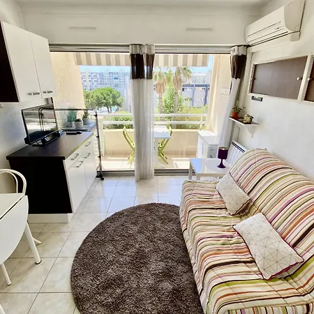 Apartment Charming Near The Harbour *